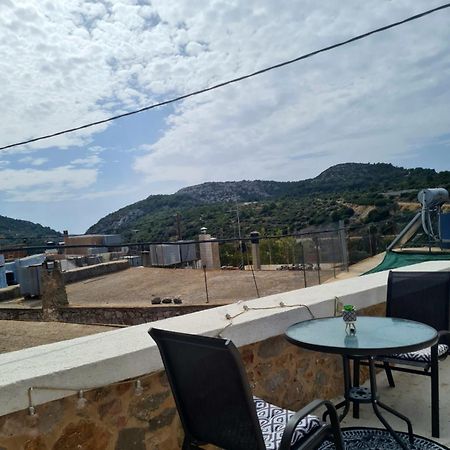 Village Home Agios Georgios Sykousis 外观 照片